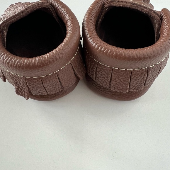 Freshly Picked Moccasin Baby Shoe in Brown size 1 - Picture 4 of 9